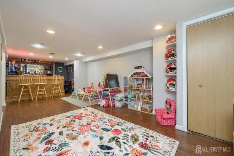 41 Wilson Avenue Sayreville NJ 08859