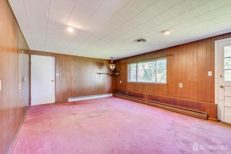 26 Farrell Avenue Colonia NJ 07067