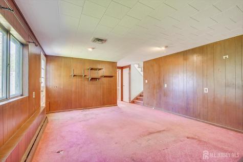 26 Farrell Avenue Colonia NJ 07067