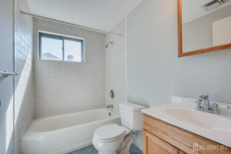 26 Farrell Avenue Colonia NJ 07067
