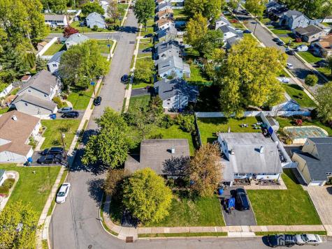 26 Farrell Avenue Colonia NJ 07067