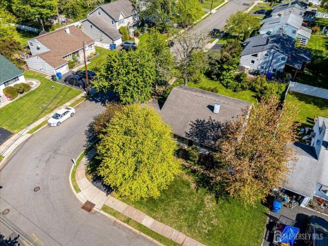 26 Farrell Avenue Colonia NJ 07067