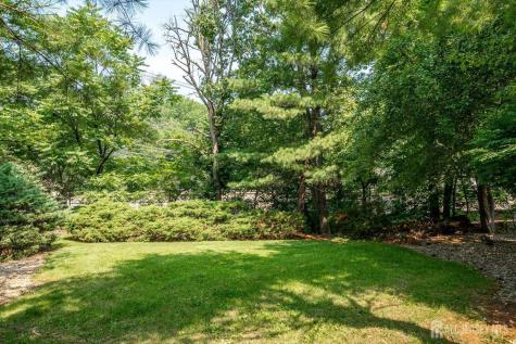 560 Wakefield Drive Metuchen NJ 08840