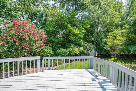 560 Wakefield Drive Metuchen NJ 08840