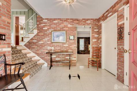 560 Wakefield Drive Metuchen NJ 08840