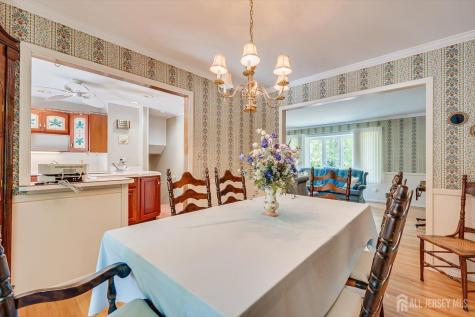 560 Wakefield Drive Metuchen NJ 08840