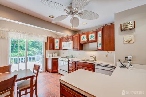 560 Wakefield Drive Metuchen NJ 08840