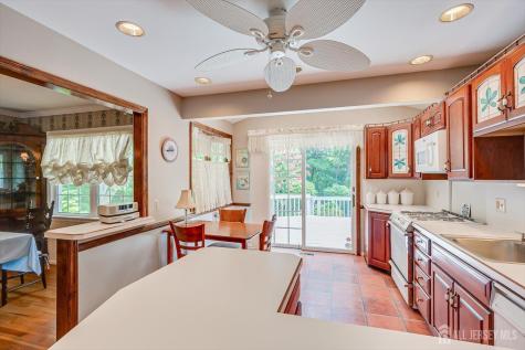 560 Wakefield Drive Metuchen NJ 08840