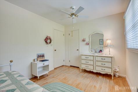 560 Wakefield Drive Metuchen NJ 08840