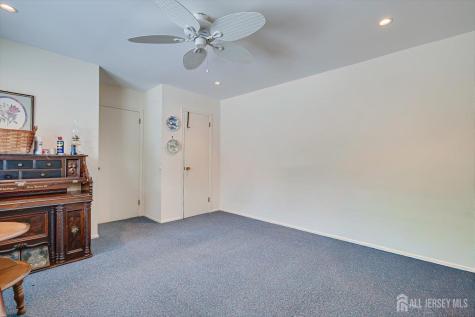 560 Wakefield Drive Metuchen NJ 08840