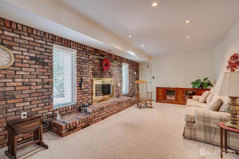 560 Wakefield Drive Metuchen NJ 08840