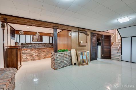560 Wakefield Drive Metuchen NJ 08840
