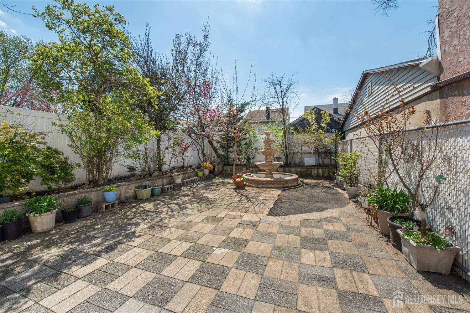 136 W 56th Street Bayonne NJ 07002