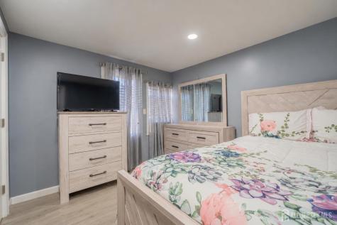 12 Pierrepont Avenue Middlesex NJ 08846