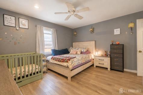 12 Pierrepont Avenue Middlesex NJ 08846