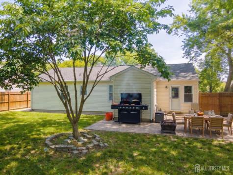 12 Pierrepont Avenue Middlesex NJ 08846