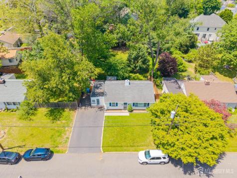 12 Pierrepont Avenue Middlesex NJ 08846