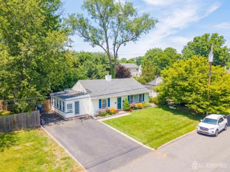 12 Pierrepont Avenue Middlesex NJ 08846