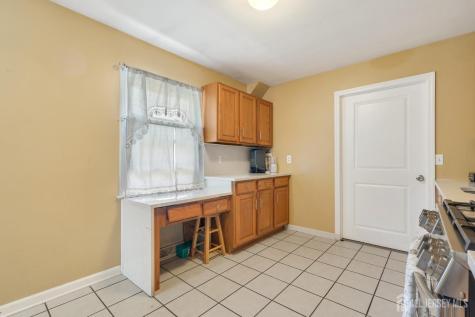 12 Pierrepont Avenue Middlesex NJ 08846