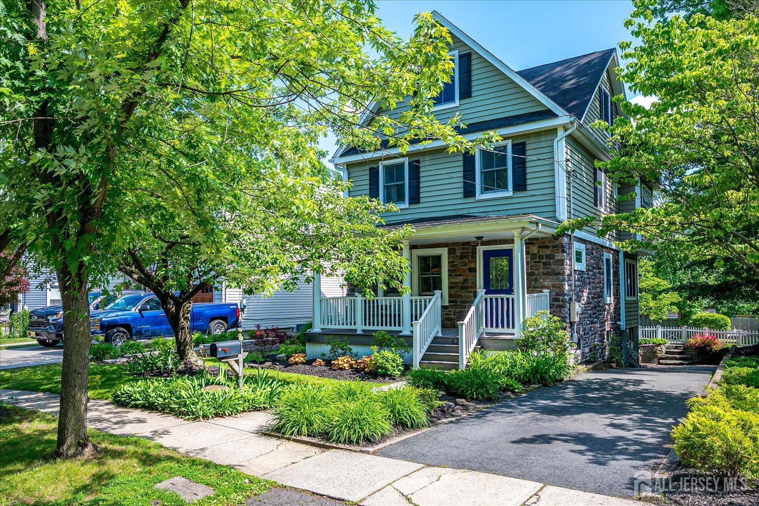 62 Myrtle Avenue Metuchen NJ 08840