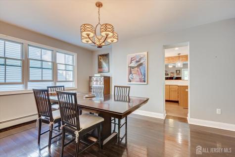 62 Myrtle Avenue Metuchen NJ 08840