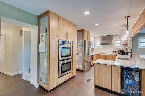 62 Myrtle Avenue Metuchen NJ 08840