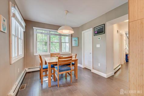 62 Myrtle Avenue Metuchen NJ 08840