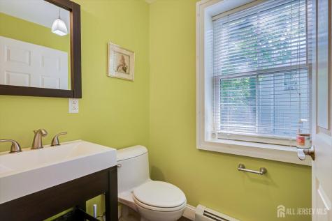 62 Myrtle Avenue Metuchen NJ 08840