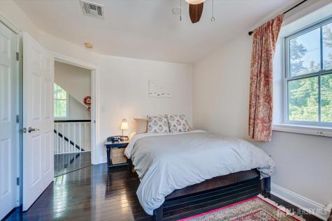 62 Myrtle Avenue Metuchen NJ 08840