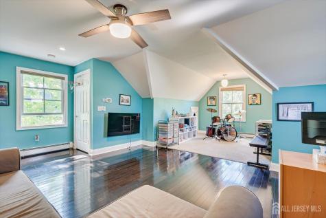 62 Myrtle Avenue Metuchen NJ 08840