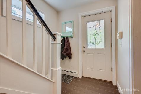 62 Myrtle Avenue Metuchen NJ 08840