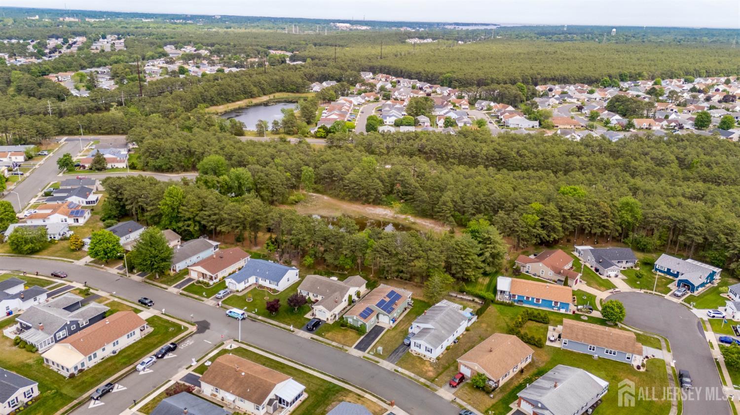 87 Chesterfield Lane Toms River NJ 08757