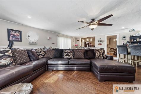 15 Drexel Terrace Monroe NJ 08831