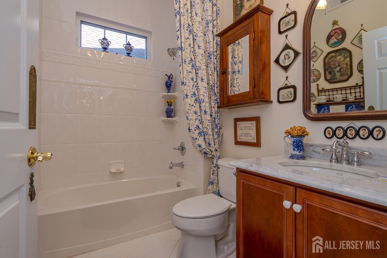 5 Tidewater Place Monroe NJ 08831