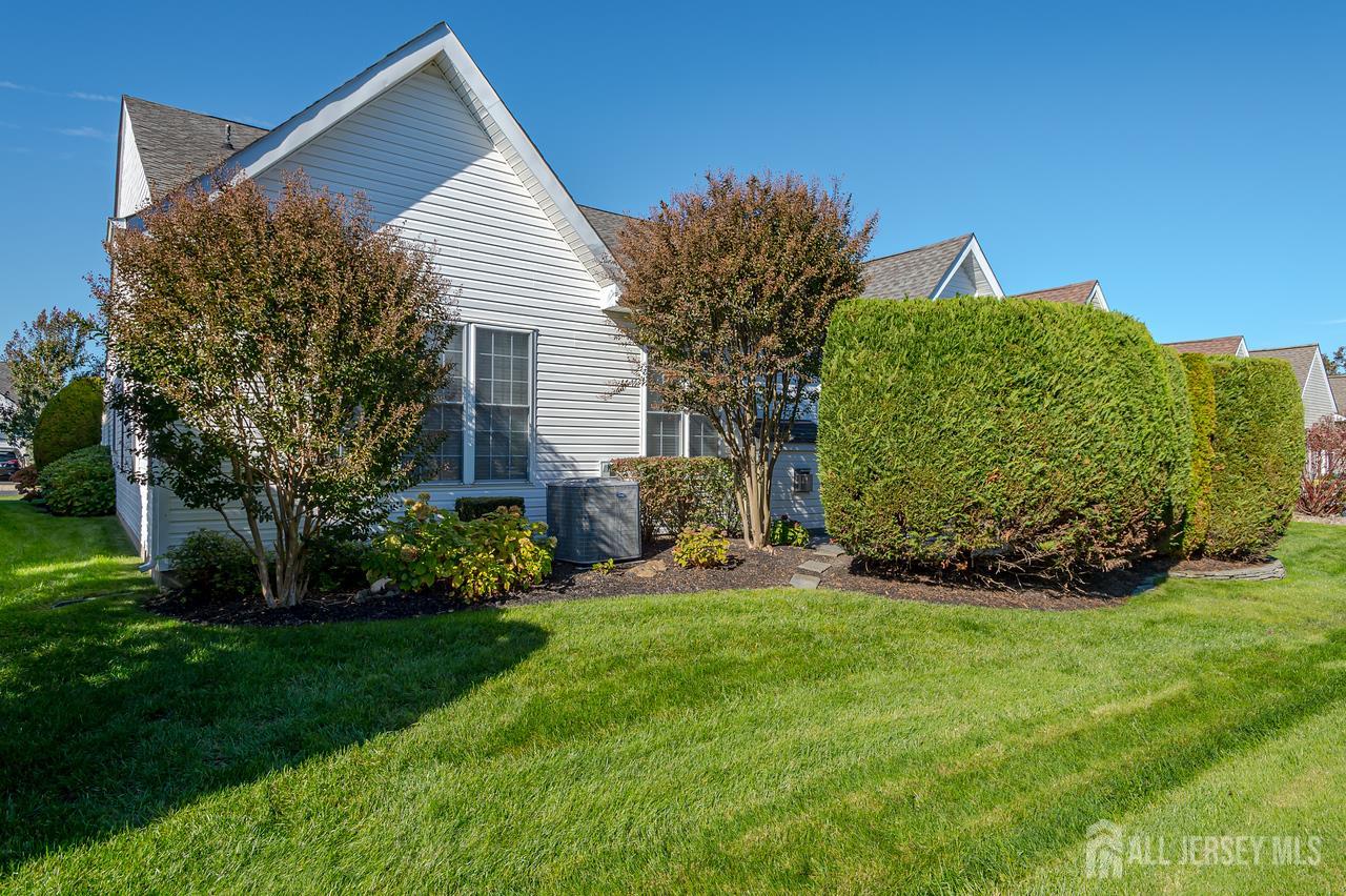 5 Tidewater Place Monroe NJ 08831