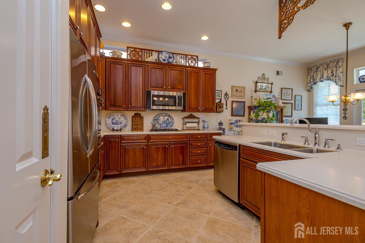 5 Tidewater Place Monroe NJ 08831