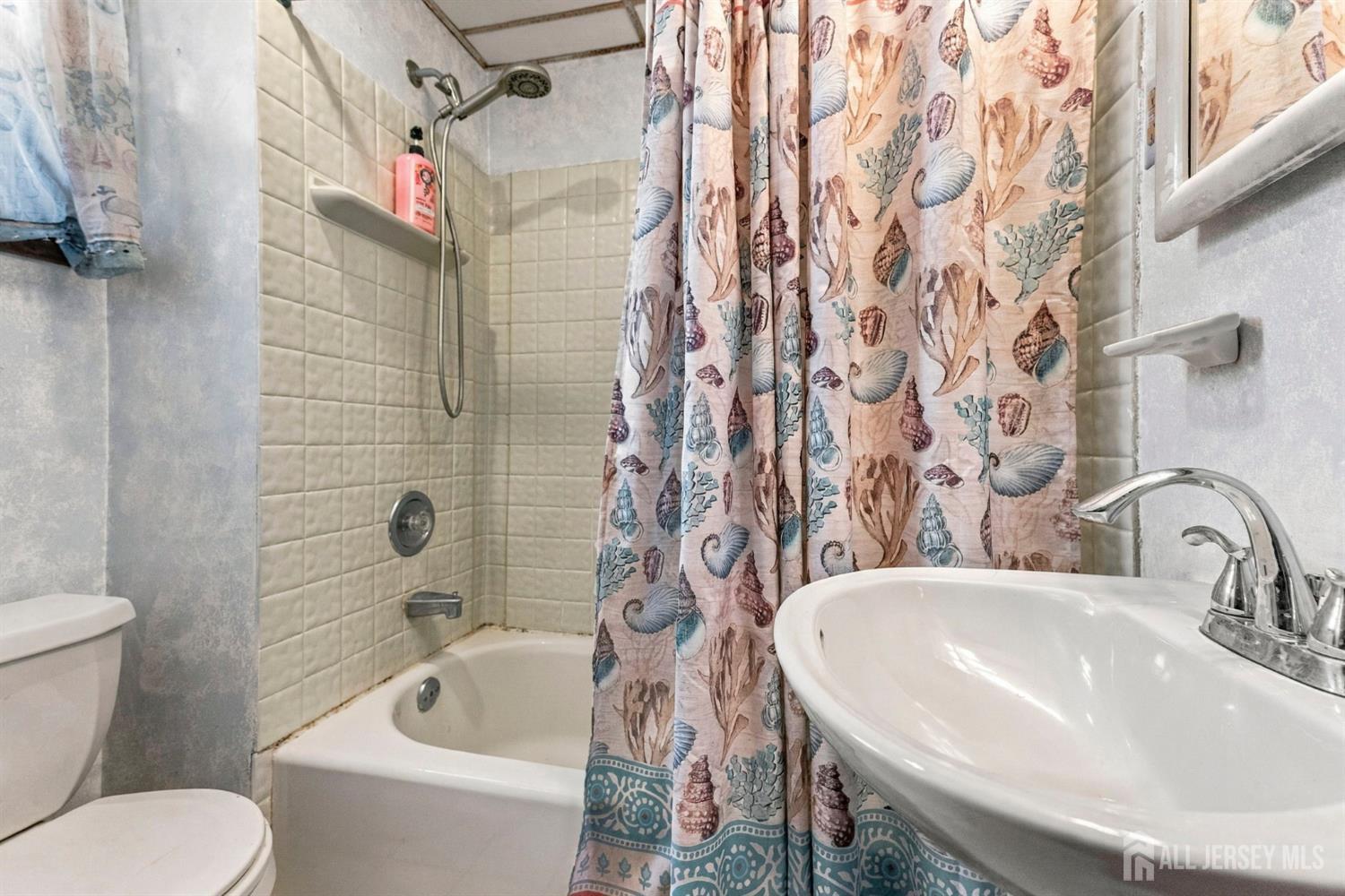 520 Henry Street South Amboy NJ 08879