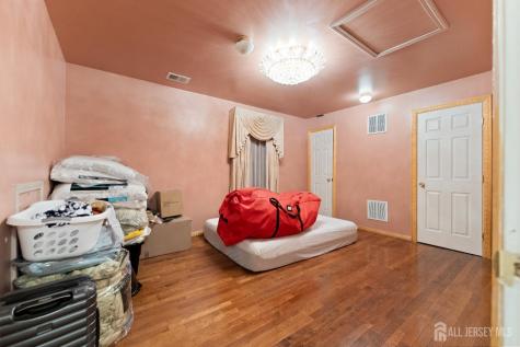 7 Spring Drive South Brunswick NJ 08810