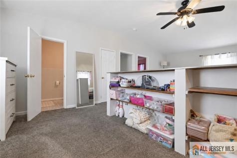 8 Lauretta Drive East Brunswick NJ 08816