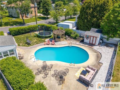 8 Lauretta Drive East Brunswick NJ 08816