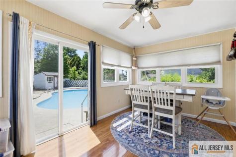 8 Lauretta Drive East Brunswick NJ 08816