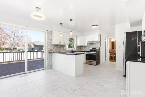 7 Oberlin Court Edison NJ 08820