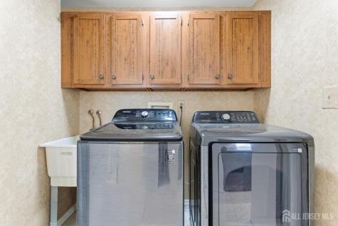7 Oberlin Court Edison NJ 08820