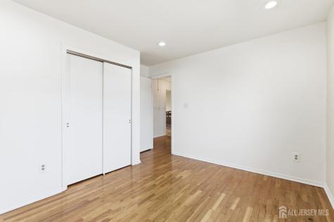 7 Oberlin Court Edison NJ 08820