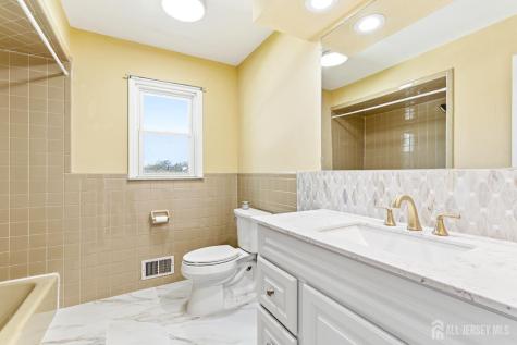7 Oberlin Court Edison NJ 08820