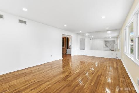 7 Oberlin Court Edison NJ 08820
