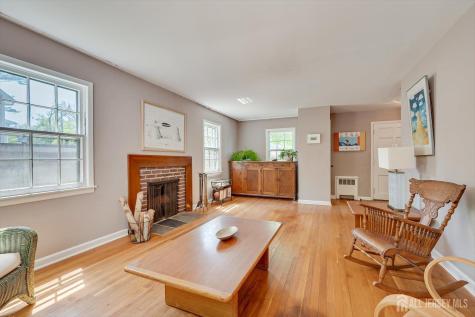 78 Rose Street Metuchen NJ 08840