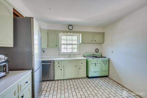 78 Rose Street Metuchen NJ 08840