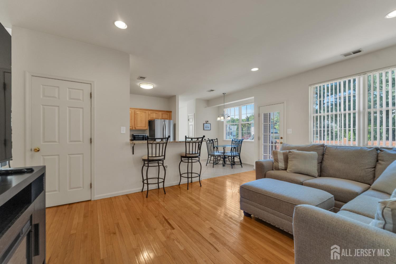 22 Augusta Place East Brunswick NJ 08816