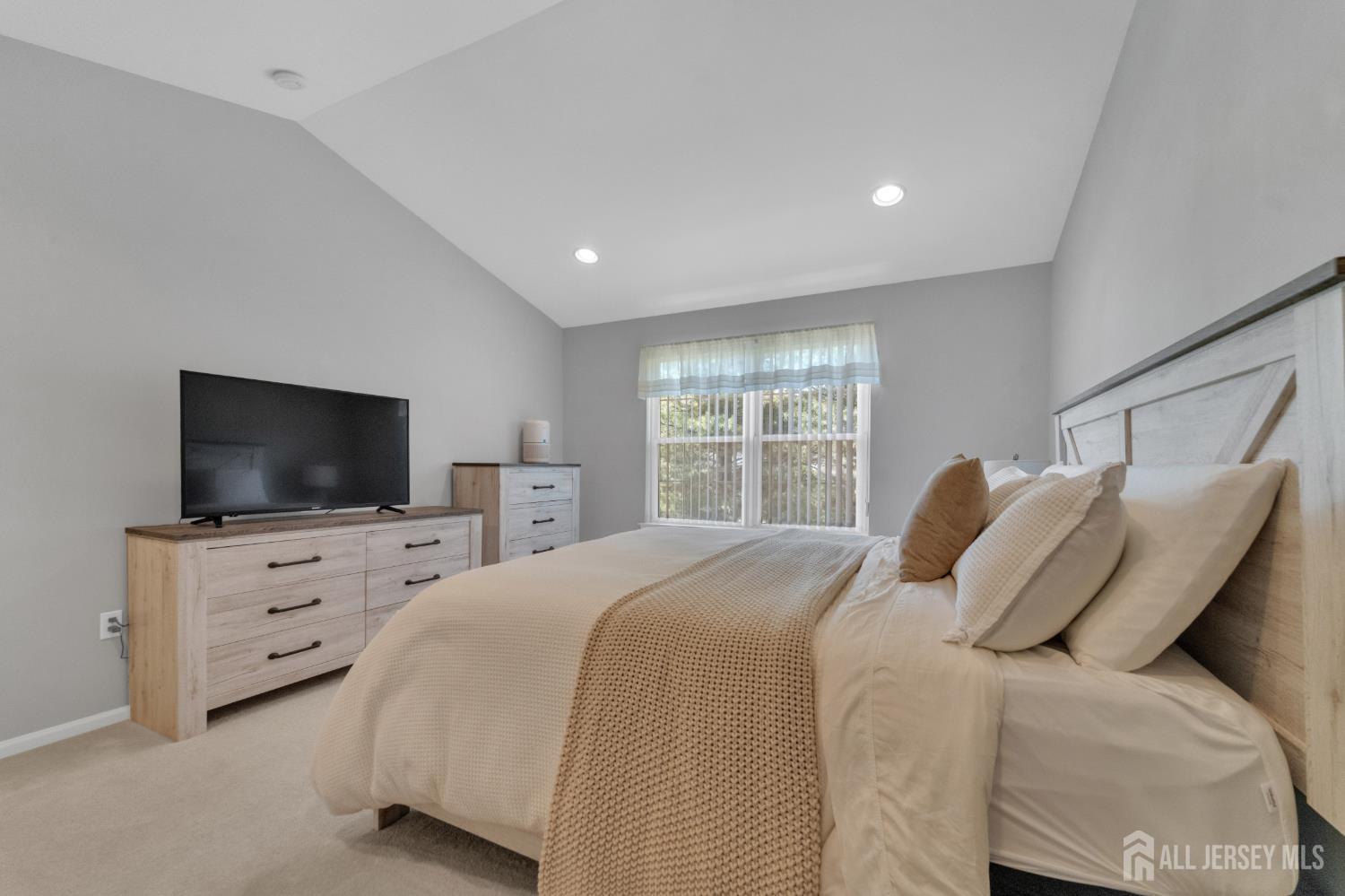 22 Augusta Place East Brunswick NJ 08816
